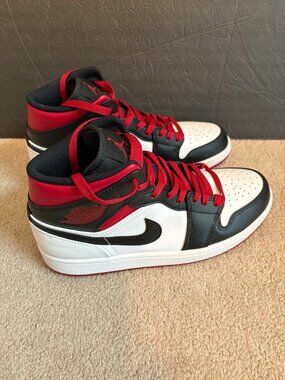 Nike Air Jordan 1 Mid Shoes Retro Gym Red Black Toe White Men's Size 9.5 NWOT